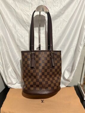 Louis Vuitton Damier Ebene Marais Bucket Bag - COA included - PM size